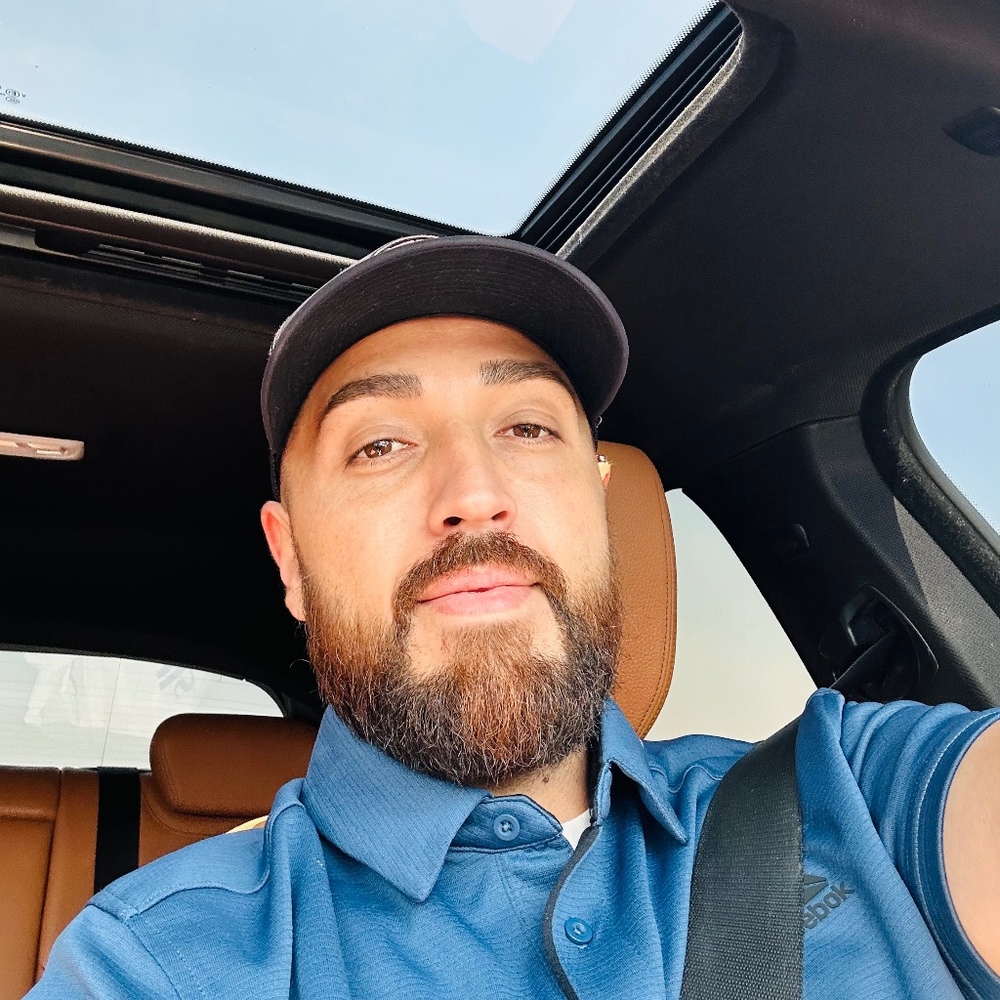 Meet your Posher, Erick